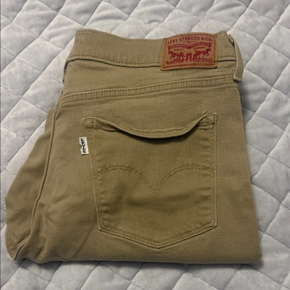 Levi's Women’s 311 Shaping Skinny Khaki Jeans